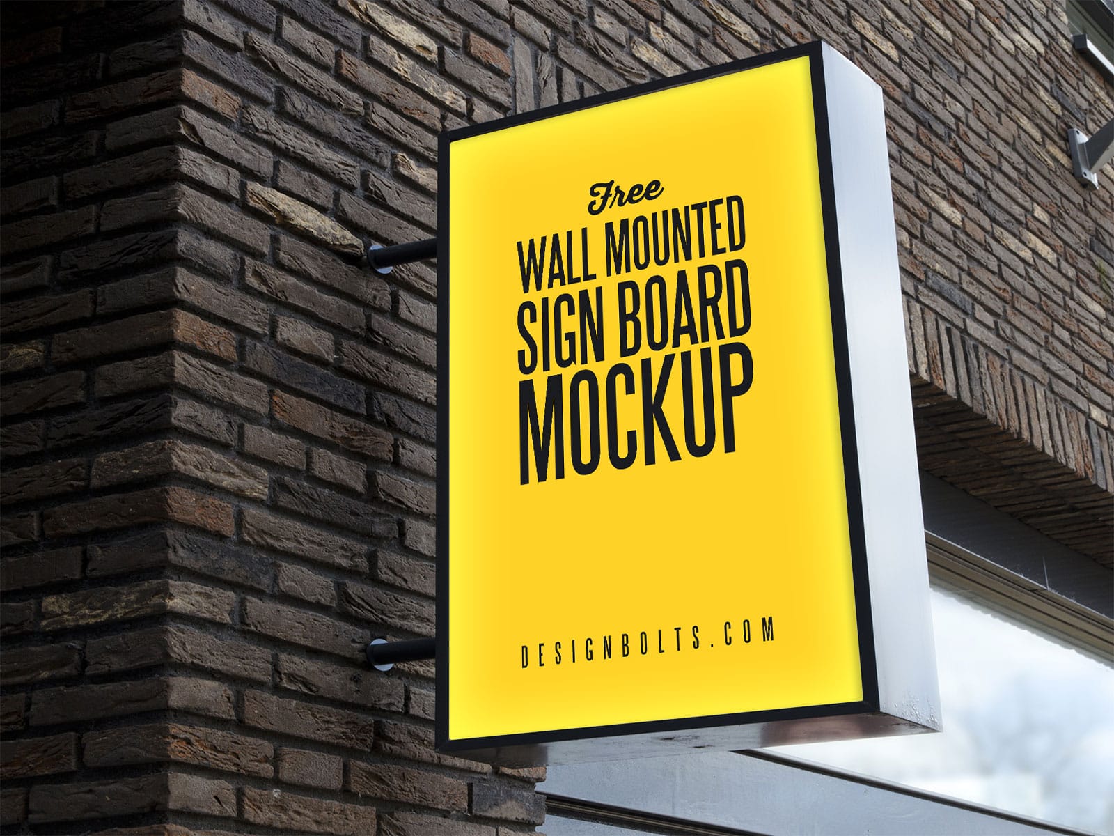 Free Outdoor Advertising Wall Mounted Sign Board Mockup PSD 2
